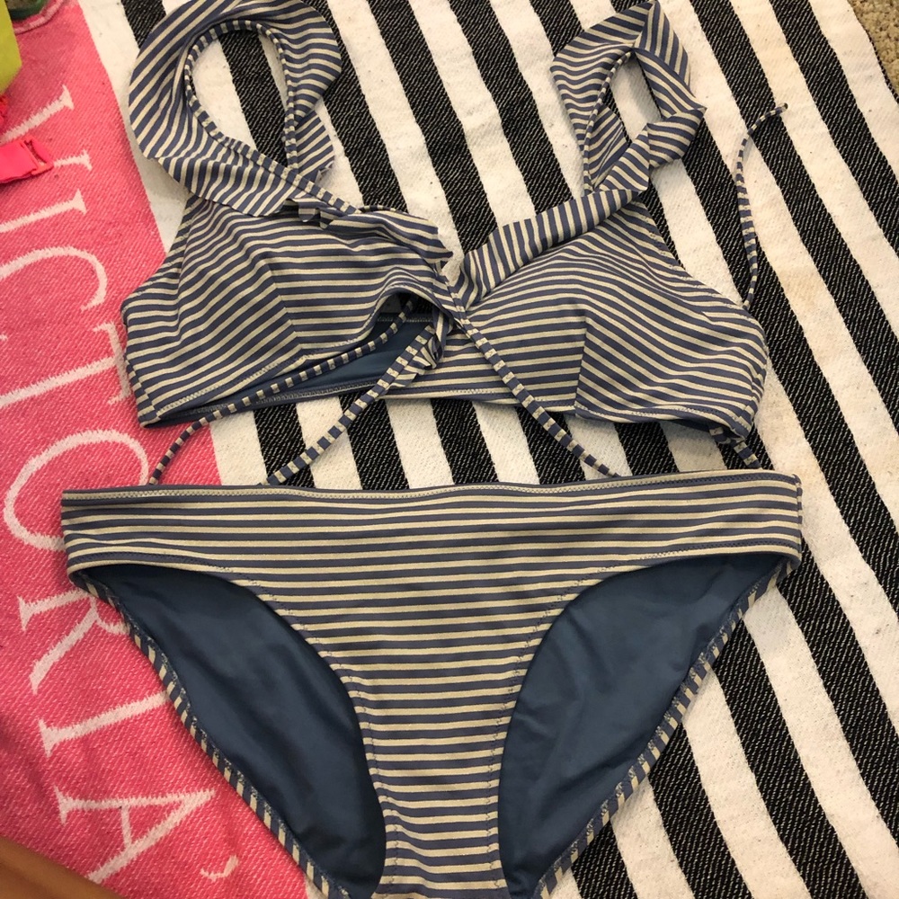 Ruffle aerie swim bathing suit